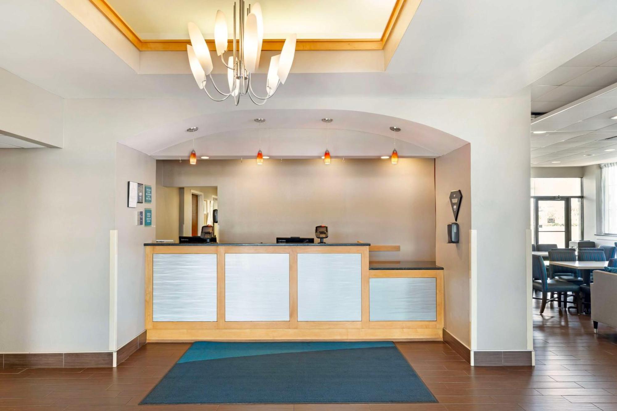 Best Western Hartford Hotel&Suites Exterior foto