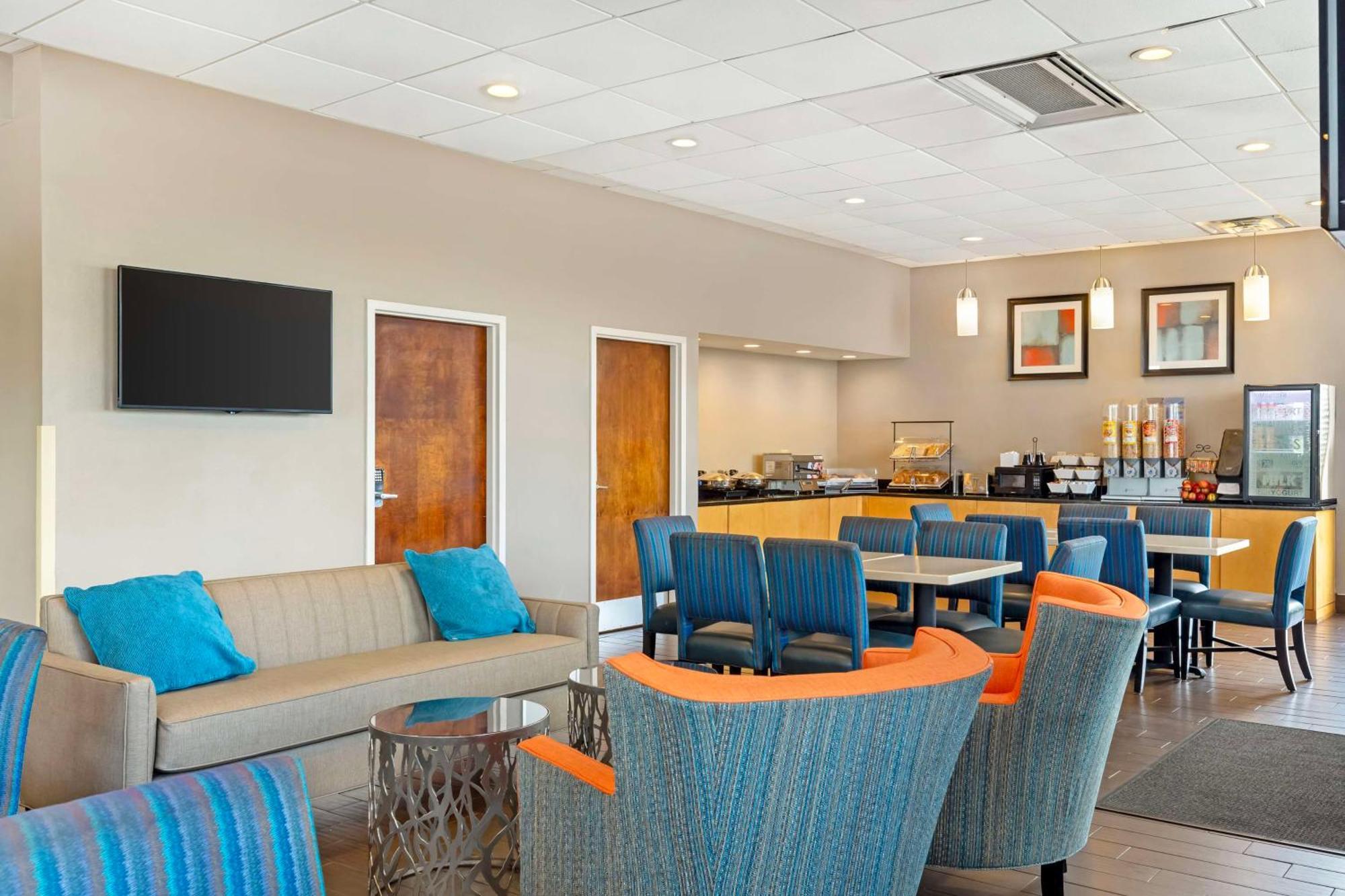Best Western Hartford Hotel&Suites Exterior foto