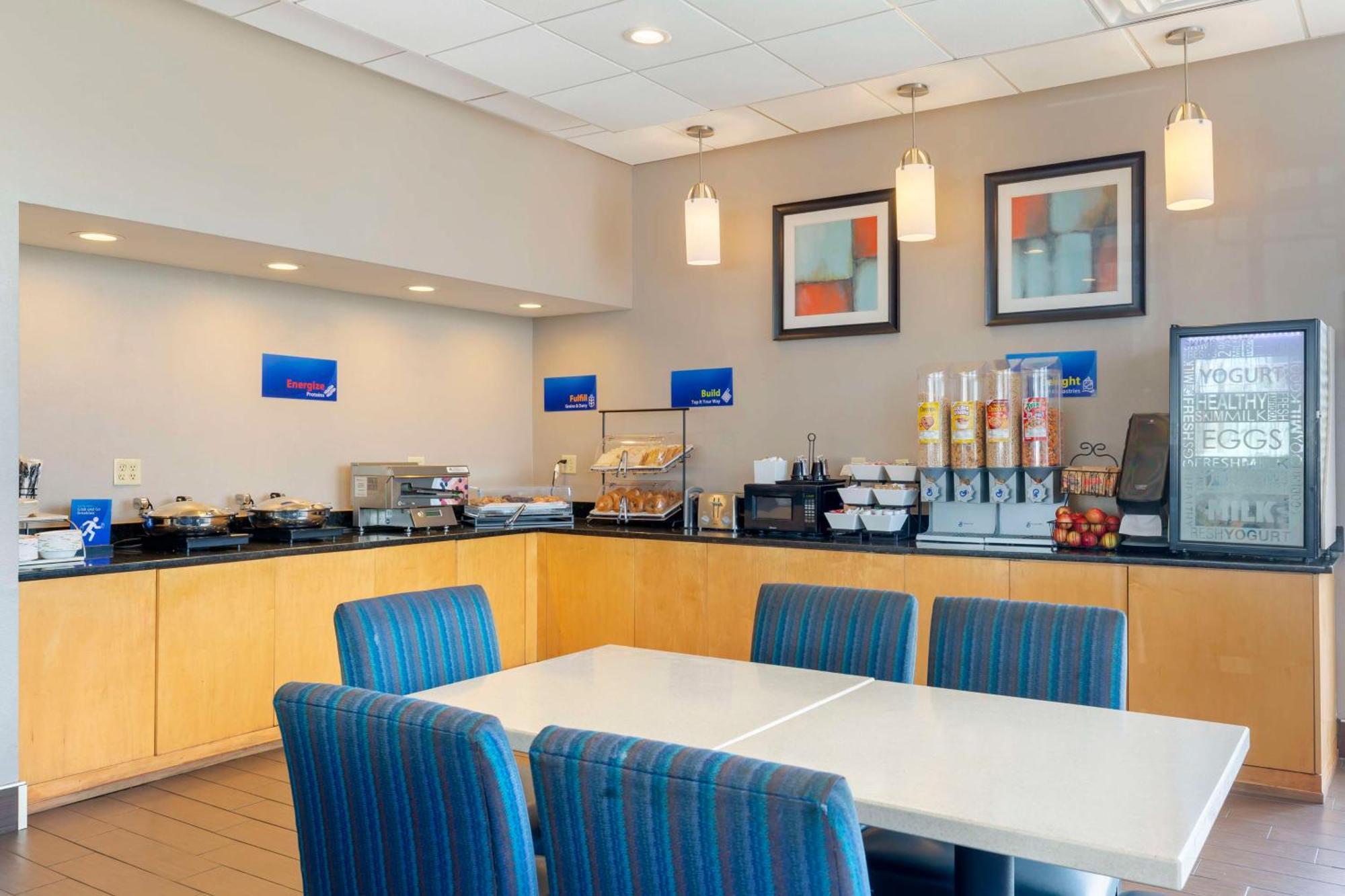Best Western Hartford Hotel&Suites Exterior foto